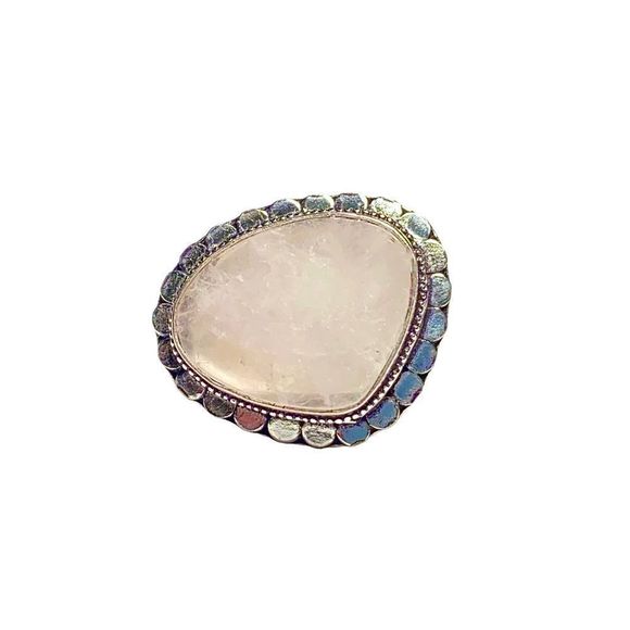 Natural Rose Quartz Gemstone in a Vintage-Look Handcafted 925 Stamped Ring (7.25 - Picture 4 of 5